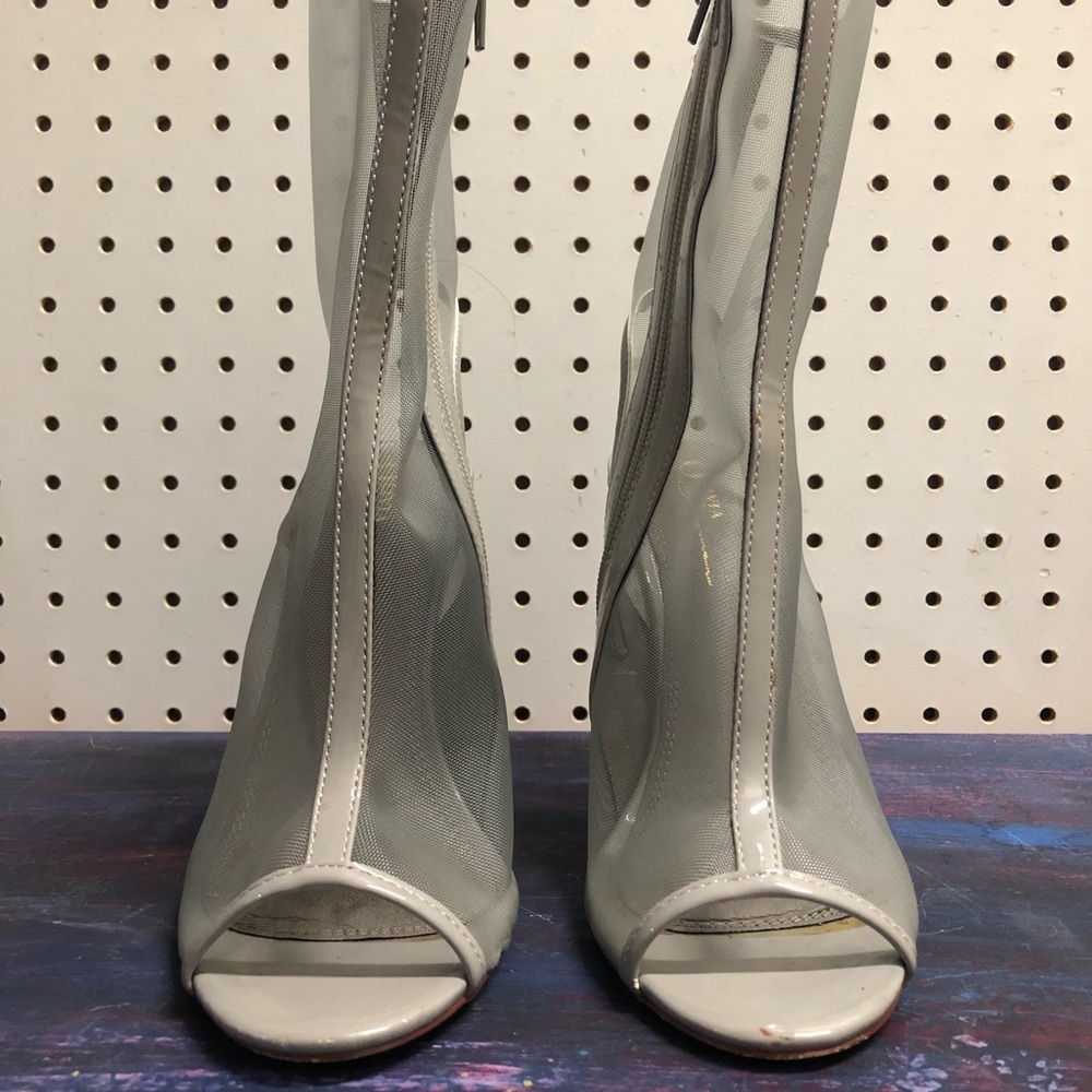 Mesh open toe booties w a clear heel - Picture 2 of 6